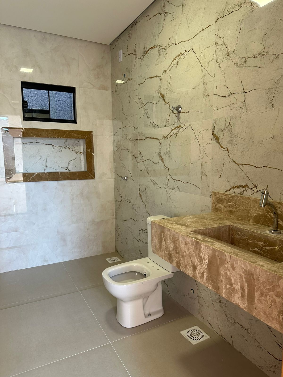 Casa 3 Qts no setor Morumbi, próximo o shopping Passeio das águas - 15