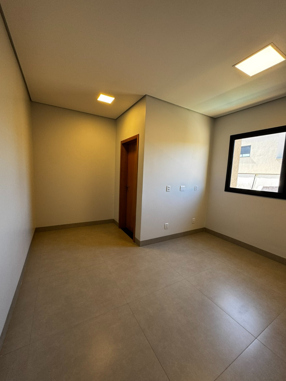 Sobrado Jardins Capri - 13