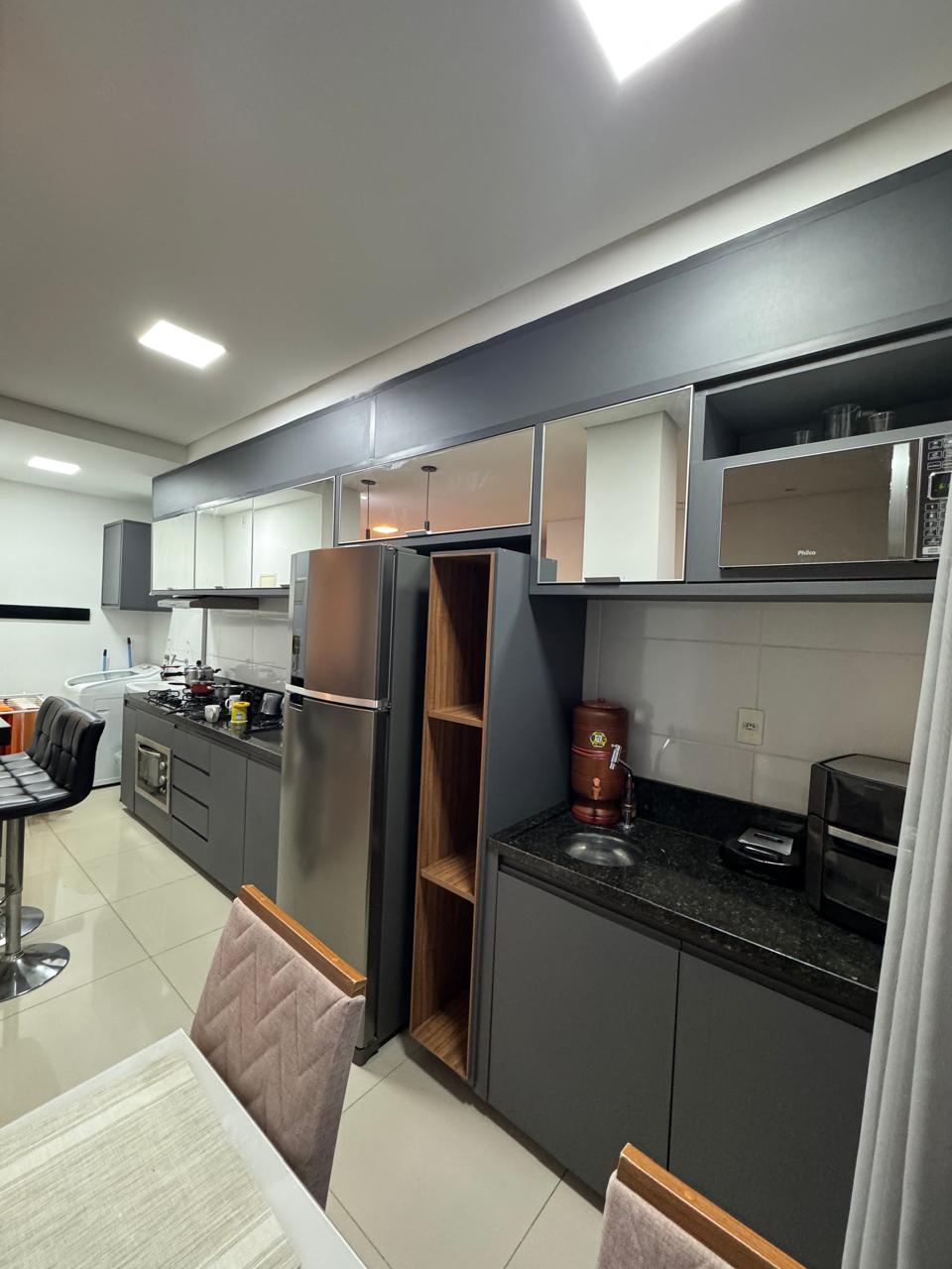Apartamento de 2 Qts sendo um suíte