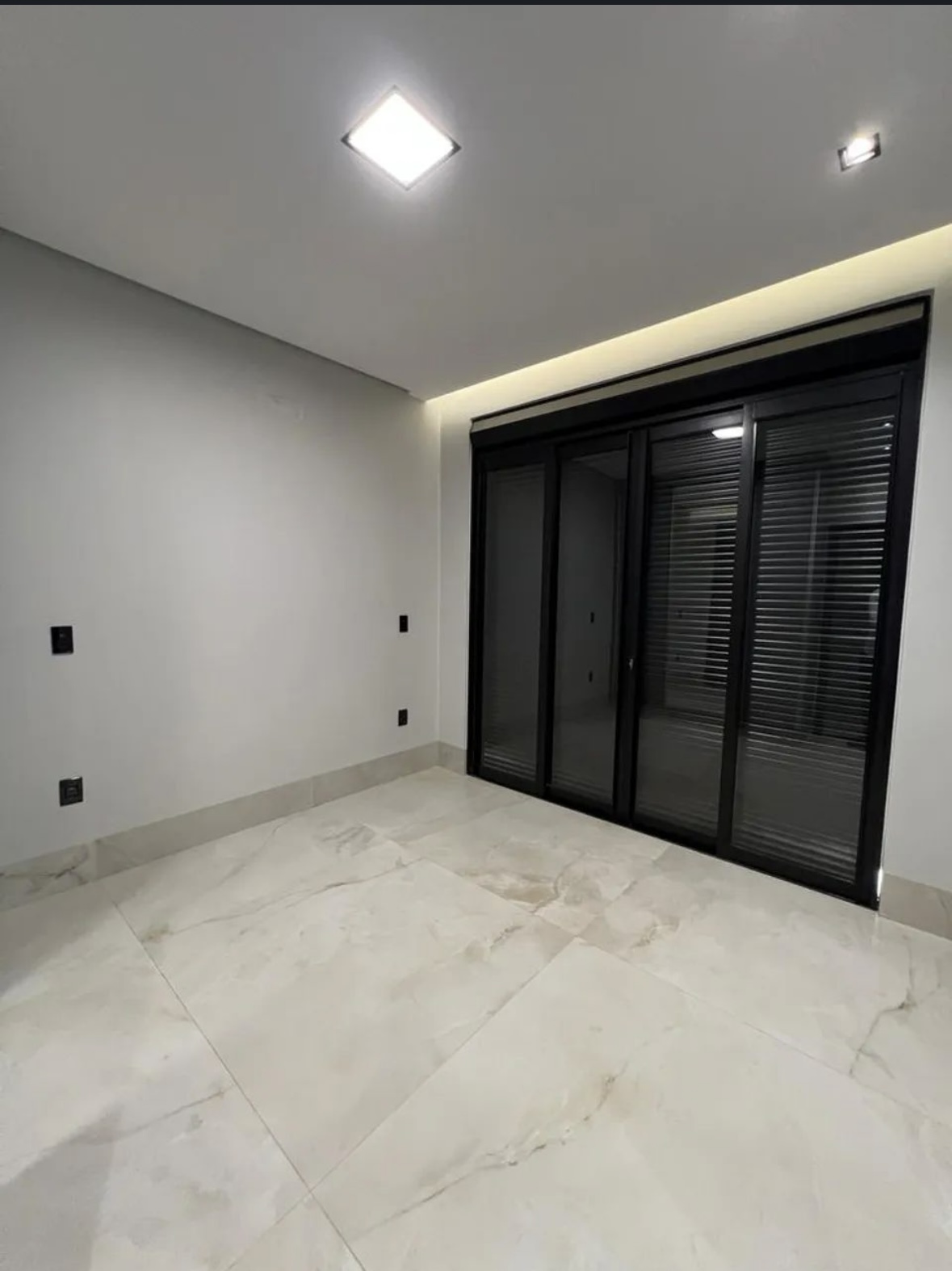 Sobrado Jardins Sevilha, 4 Suítes plenas - 10