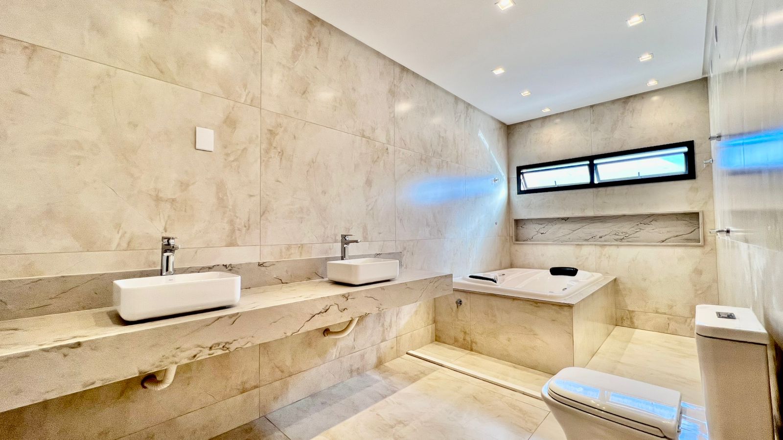 Sobrado Jardins Capri - 12