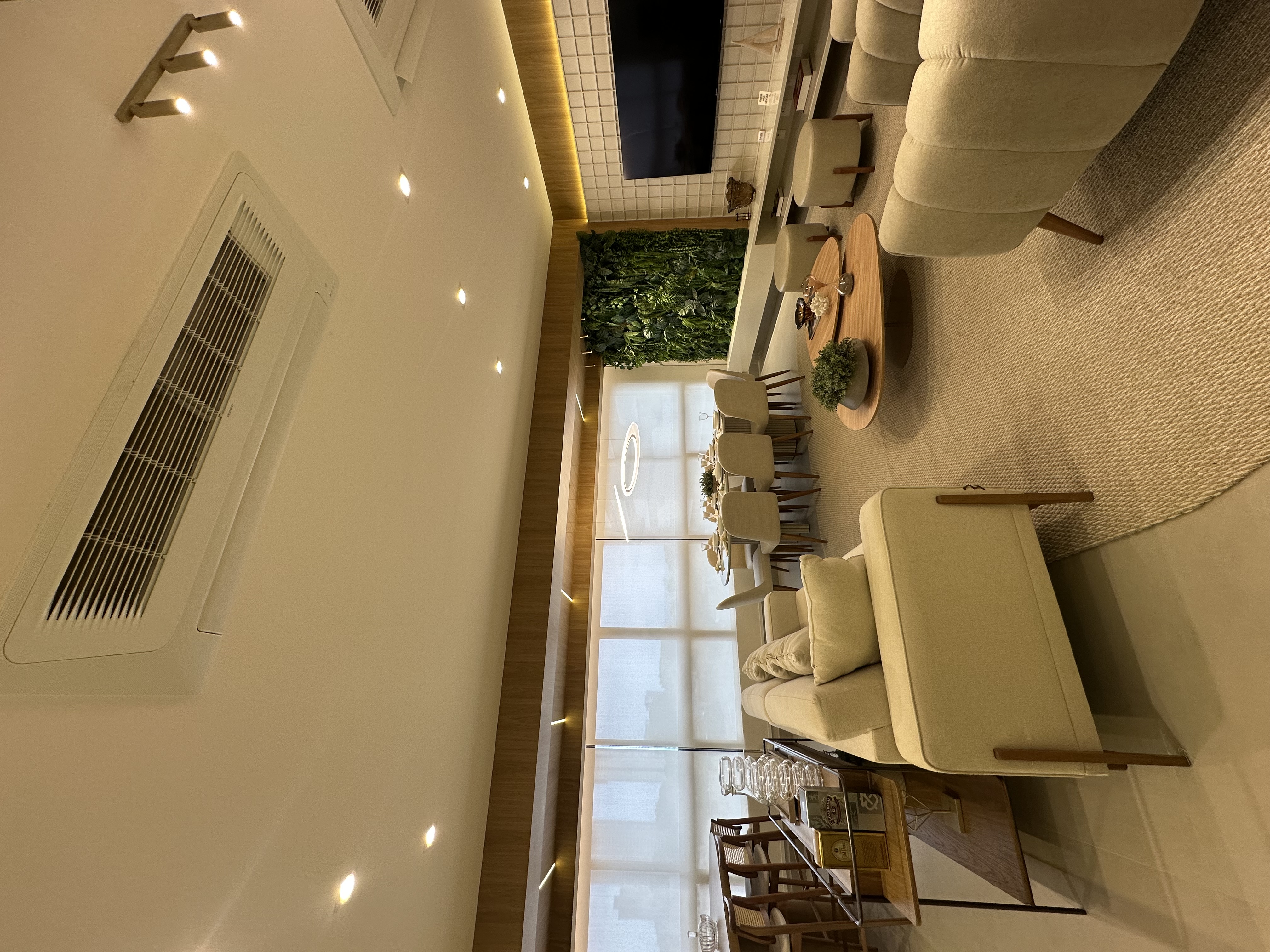 Apartamento Setor Bueno, 140 m² - 3