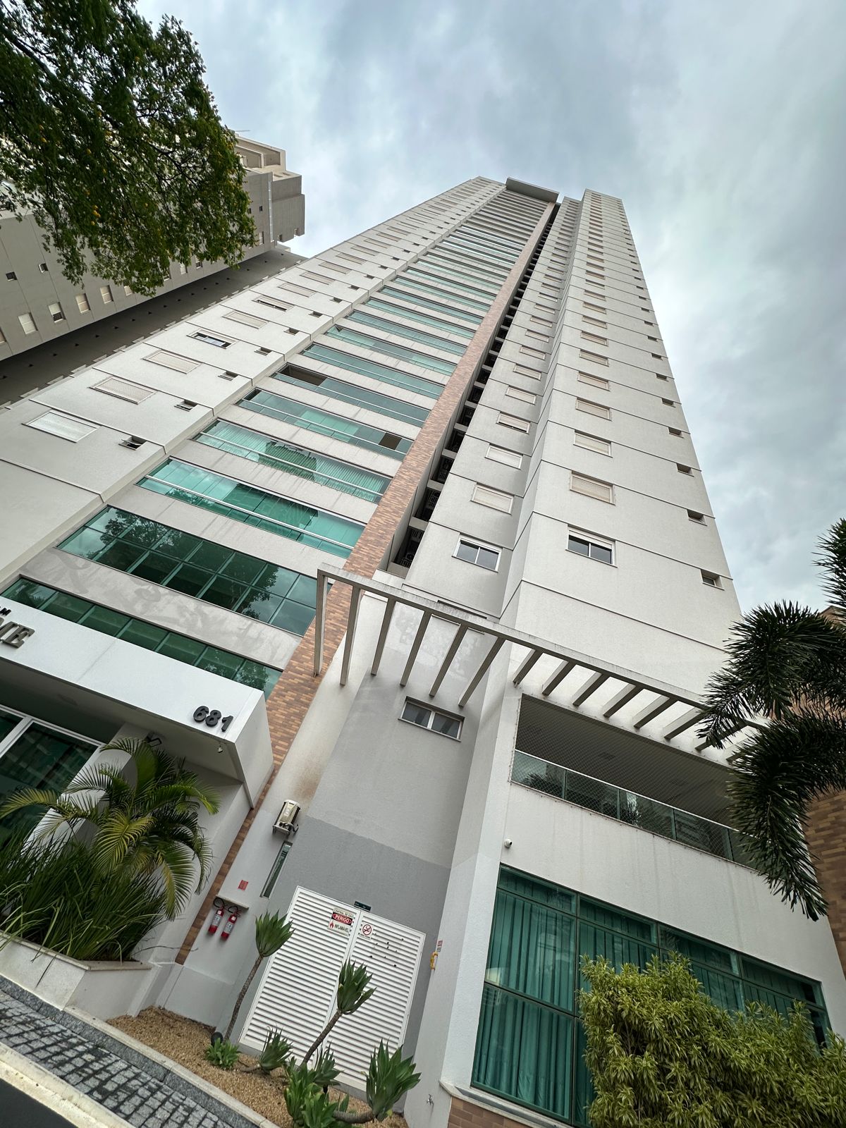 Apartamento setor Bueno, 3 Suítes plenas