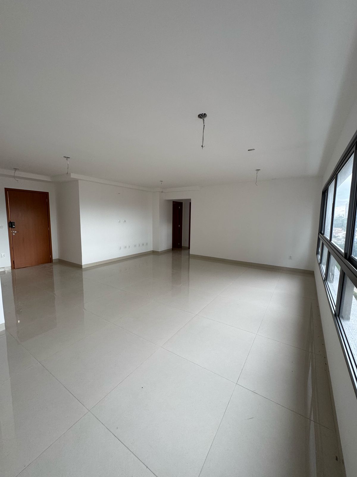 Apartamento  Jd. América, 3 Suítes plenas - 5