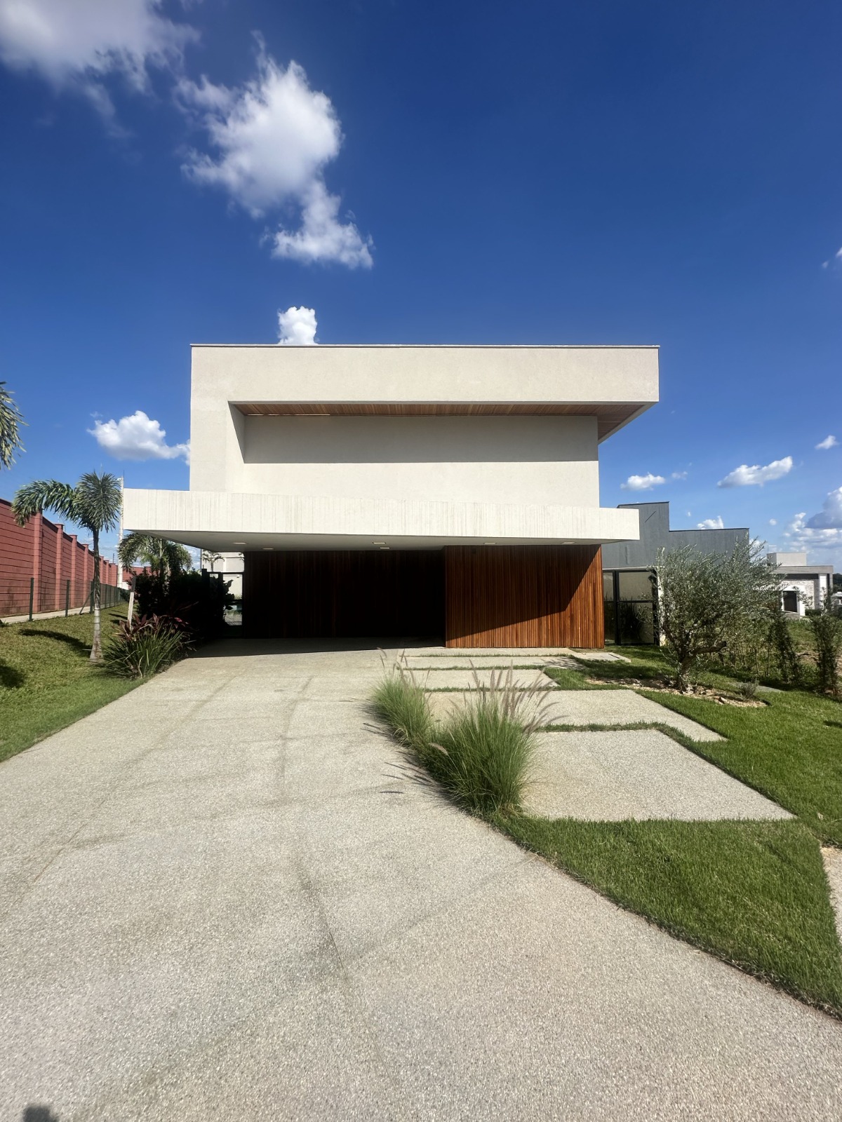 Sobrado de esquina, Jardins Bolonha