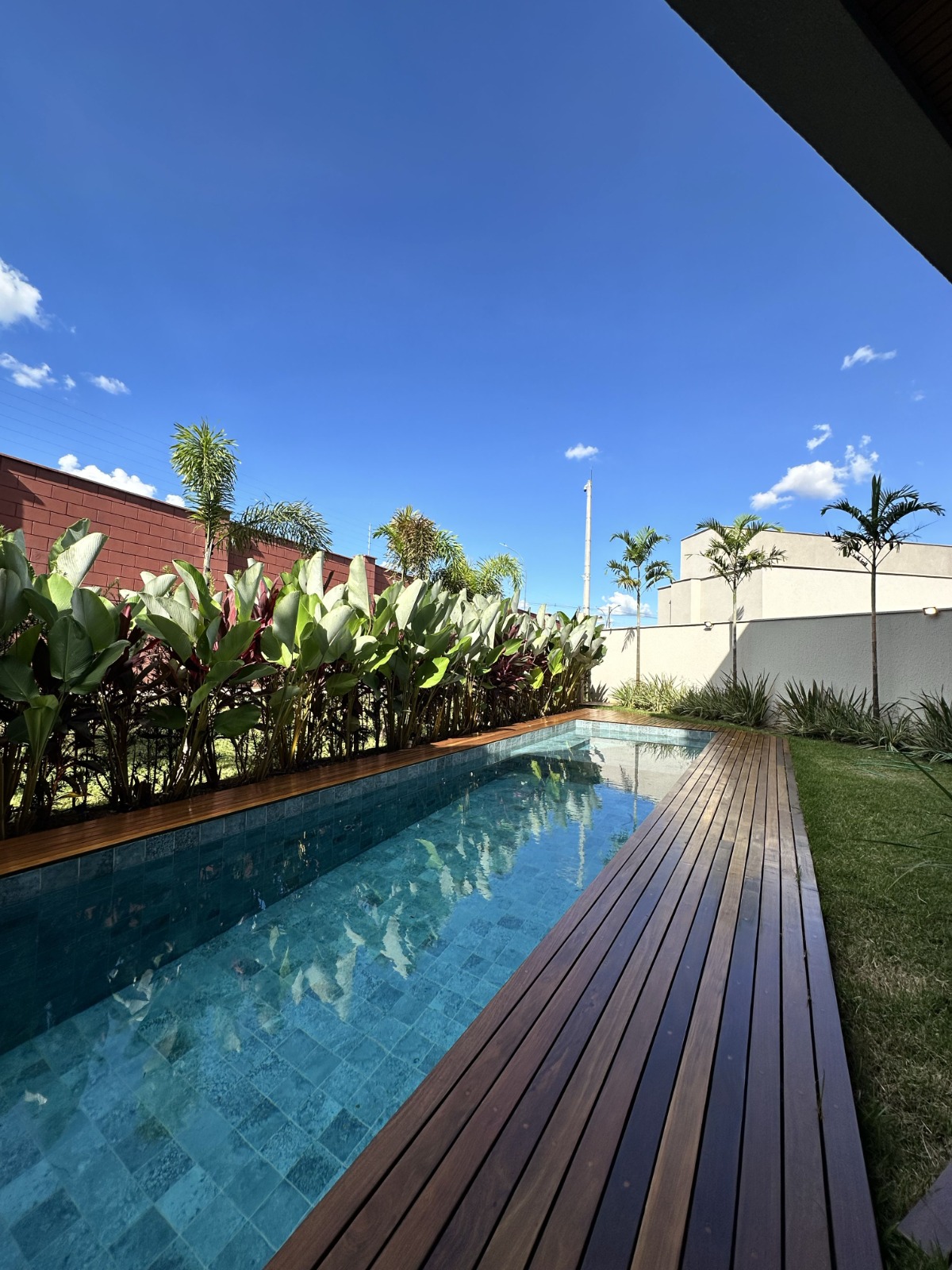 Sobrado de esquina, Jardins Bolonha - 10
